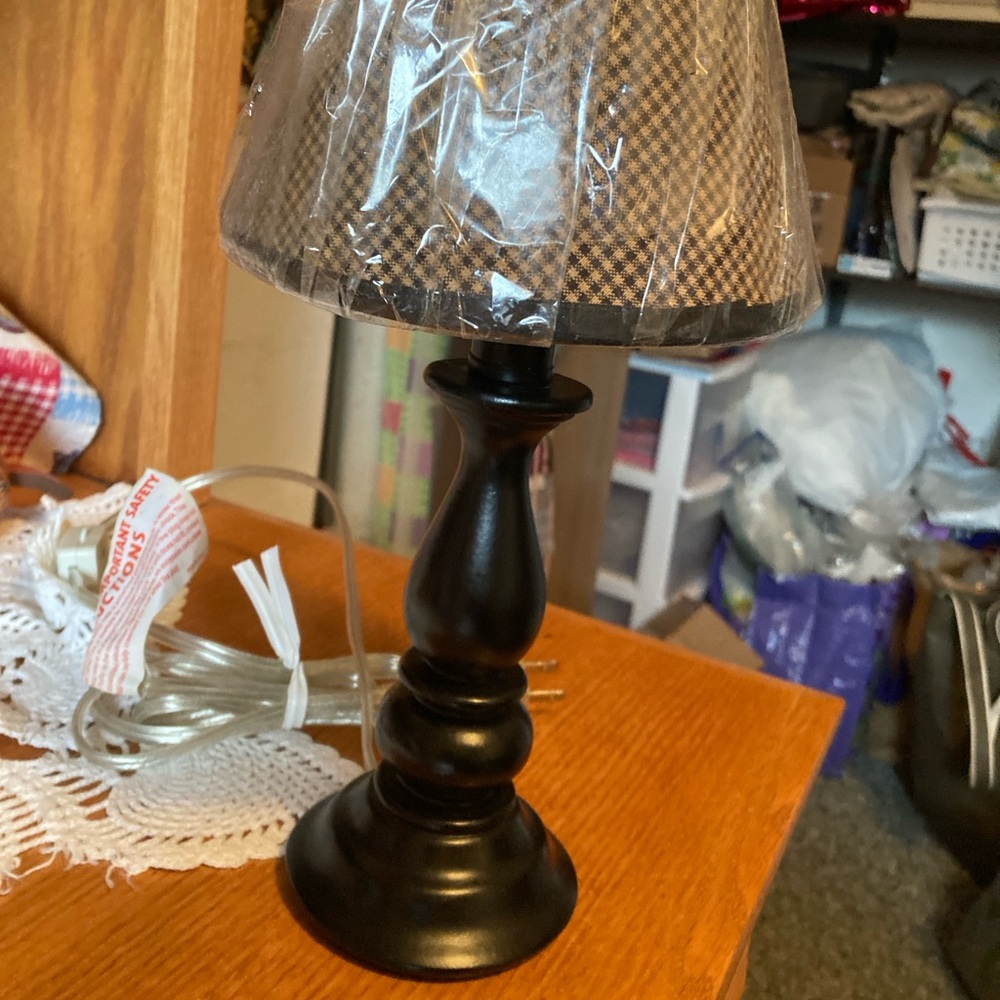 Lamp, w/Checkered Shade, Brown, 11.5” Tall (bulb not included), dark brown base - Picture 6 of 16